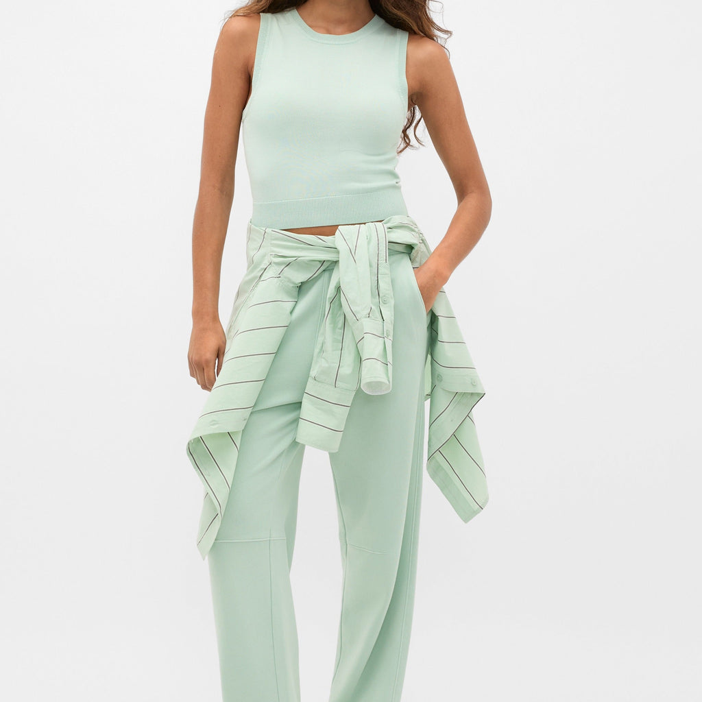 Women's Stretch Knit Sleeveless Top